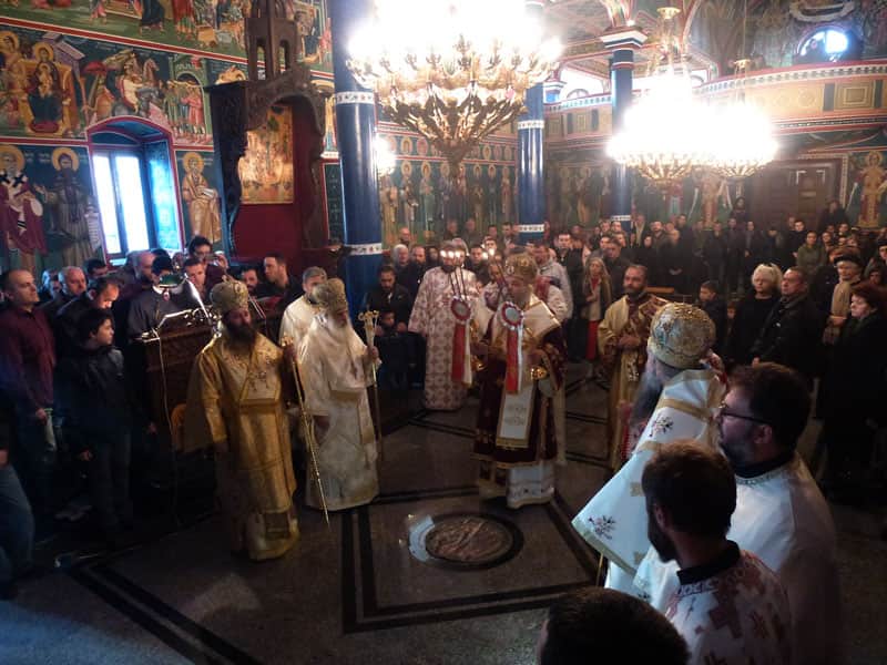 Божествената Златоустова Воскресна Литургија