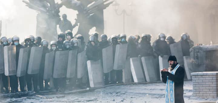 Што во политиката не ѝ припаѓа само на политиката?
