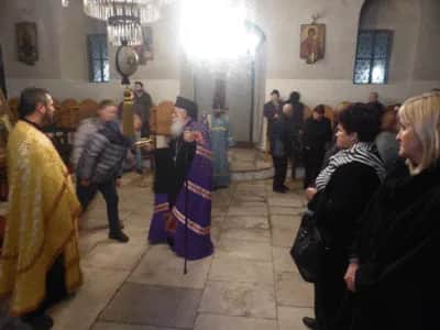 Вечерна со простување