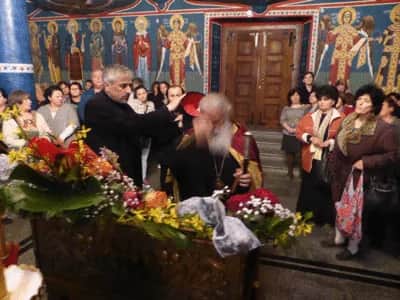 Четврт Акатист кон Пресвета Богородица