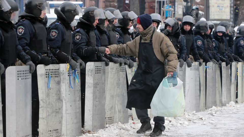 Љубете ги непријателите ваши