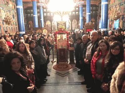 Петти Акатист кон Пресвета Богородица