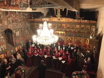 Воскресна Вечерна во манастирот Свети Георгиј  – Велушина