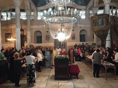 Задушница – Света Архиерејска Заупокоена Литургија во Свети Димитриј