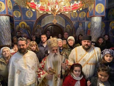 Триесетта недела по Педесетница (Недела по Раѓањето Христво) - Света Архиерејска Литургија во храмот „Света Лидија“ во Битола