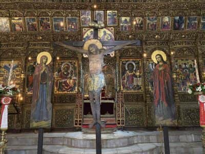 Утрена со читање на 12-те страдални Евангелија