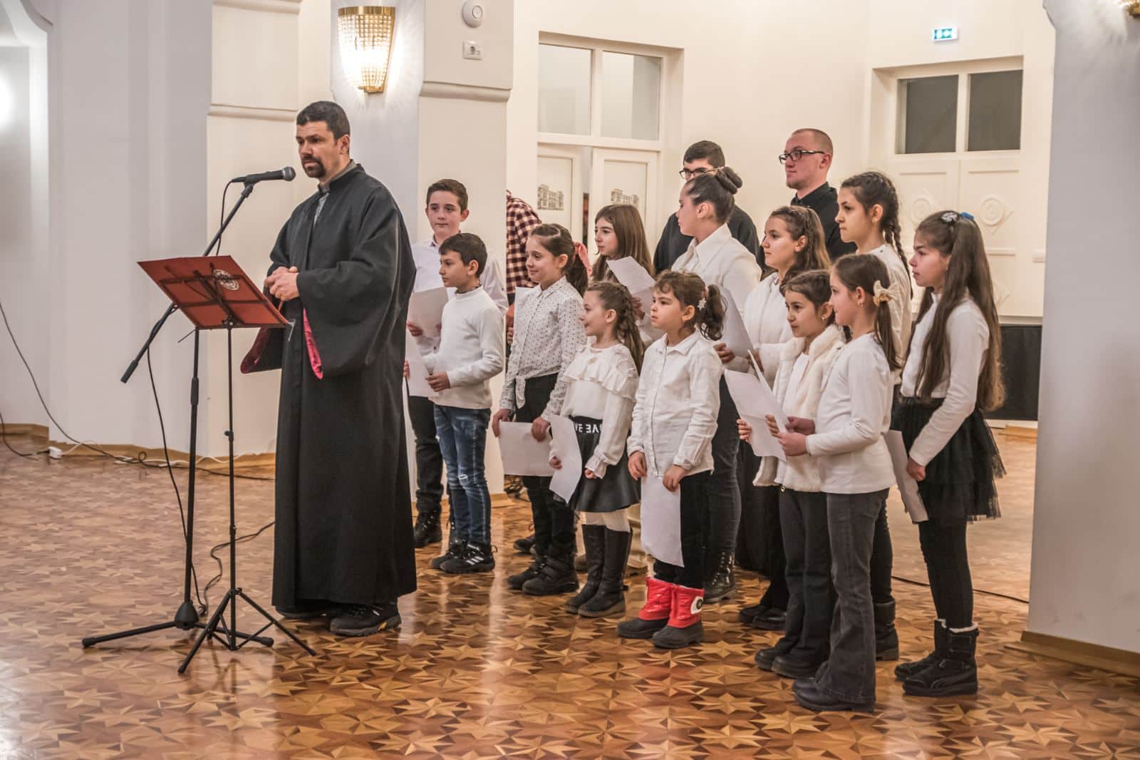 Концерт на Византиско Црковно Пеење во Офицерскиот дом во Битола