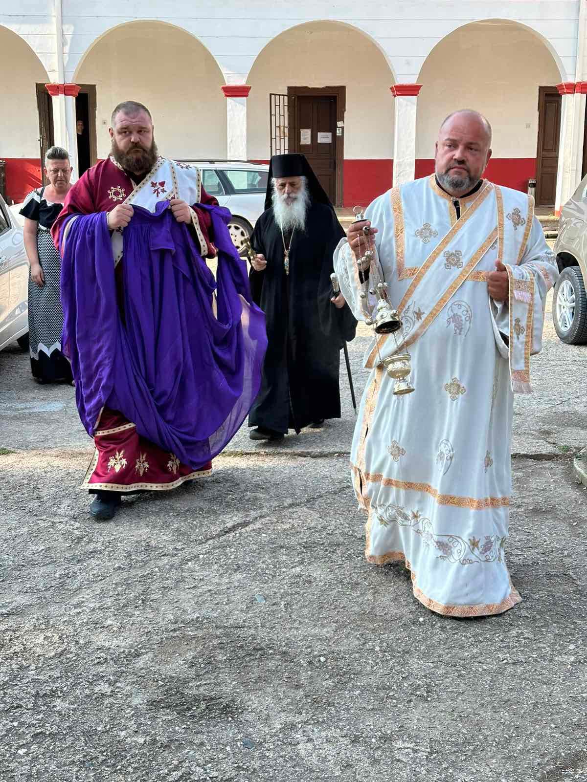 Света великомаченица Недела – Света Архиерејска Литургија во храмот „Света Недела“, во Битола