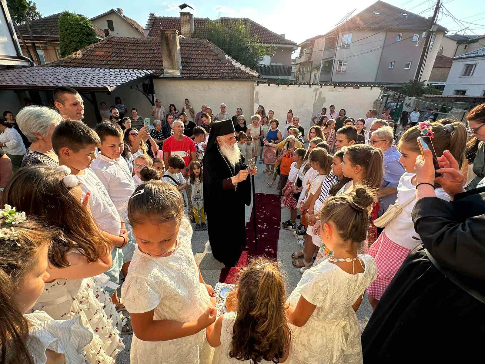 Преподобна маченичка Параскева Римјанка – Архиерејска Воскресна Вечерна Богослужба во Битола