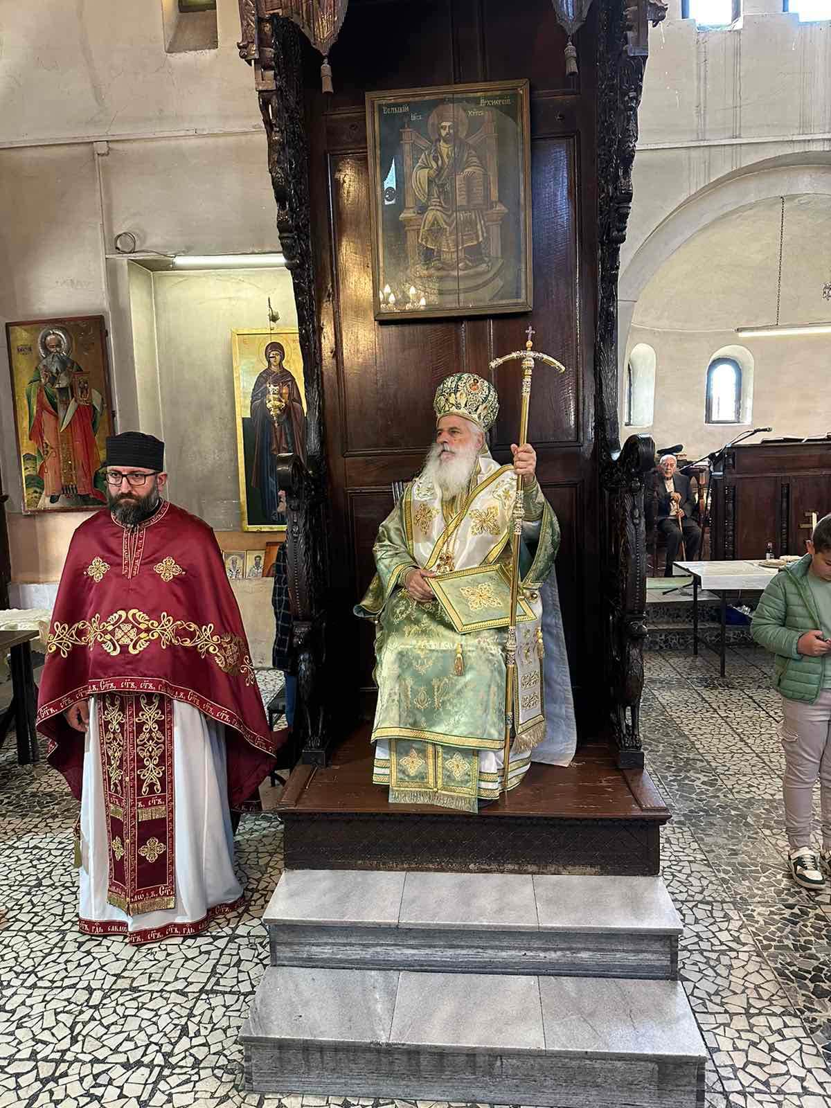 Тринаесетта недела по Педесетница – Света Архиерејска Литургија во храмот „Свети Кирил и Методиј“ (Параклис) – Прилеп