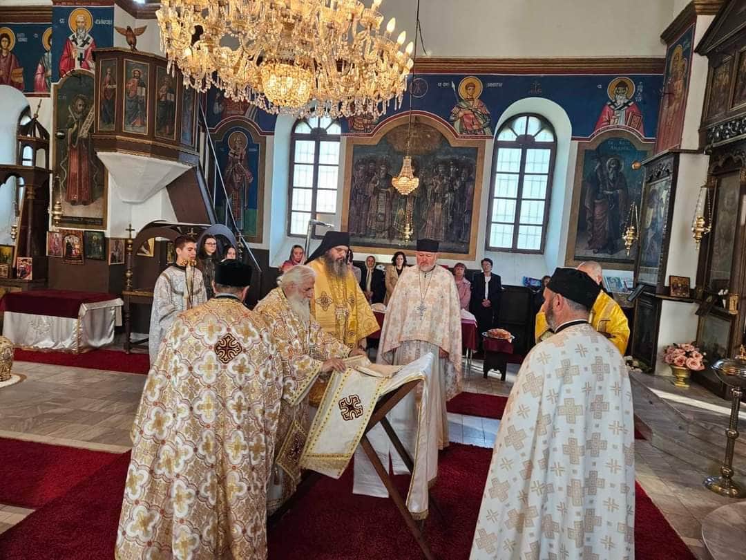 Света Великомаченица Злата Мегленска - Света Архиерејска Литургија во Ресен