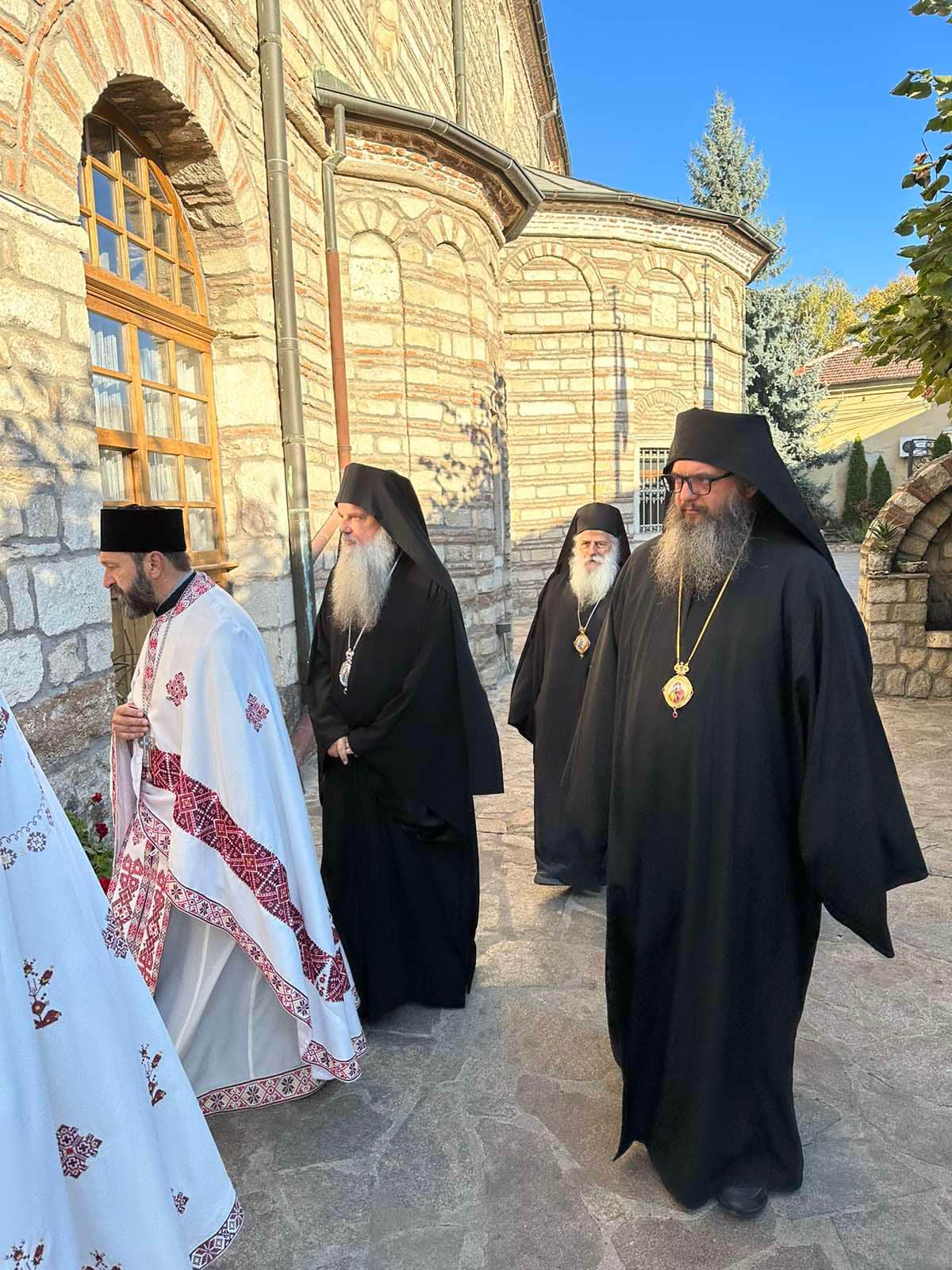 Свети Великомаченик Димитриј – Света Архиерејска Литургија во Битола