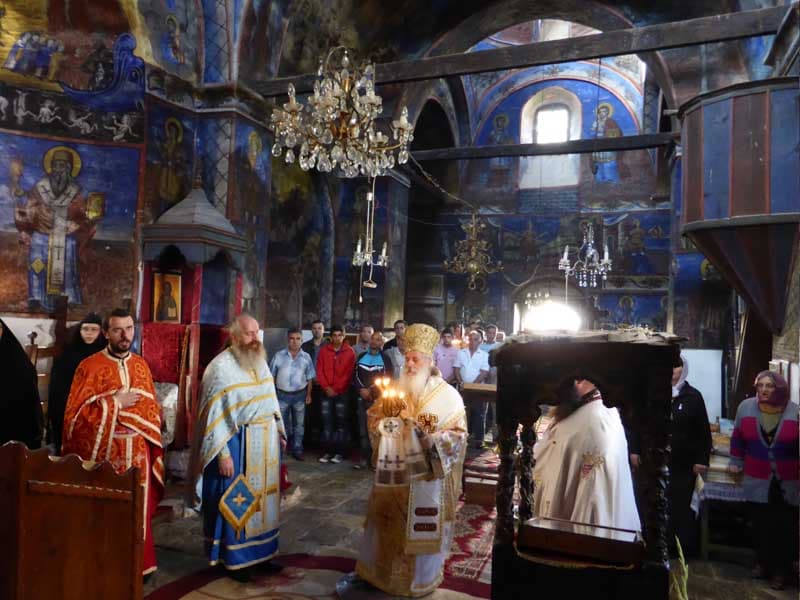 Божествена Литургија во манастирот посветен на св. Јован Крстител во Слепче