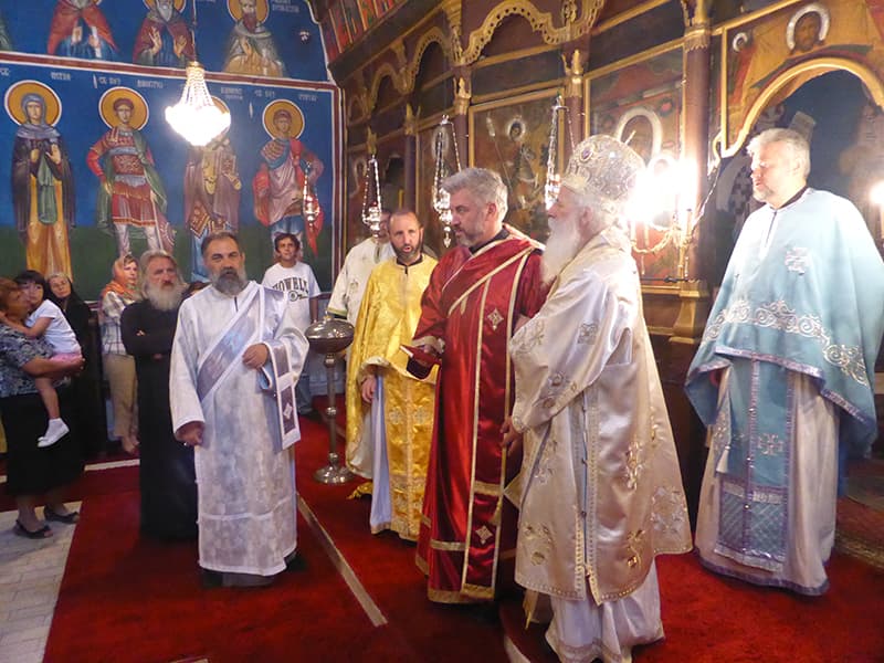 Недела на Сите Свети - Архиерејска Литургија и ракополагање во ѓаконски чин во Ресен