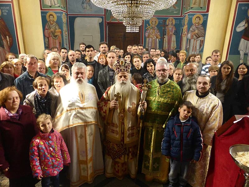 Крстопоклона Недела - Архиерејска Литургија во Довлеџик