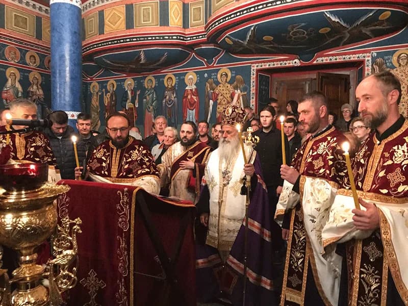 Четврт Акатист кон Пресвета Богородица