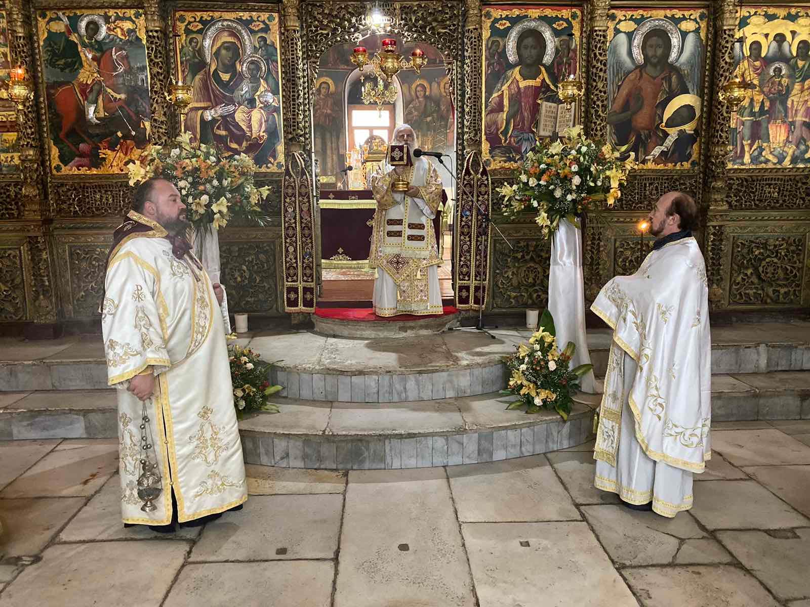 Триесет и втора недела по Педесетница – Света Архиерејска Литургија во соборниот храм „Света Великомаченик Димитриј“ во Битола
