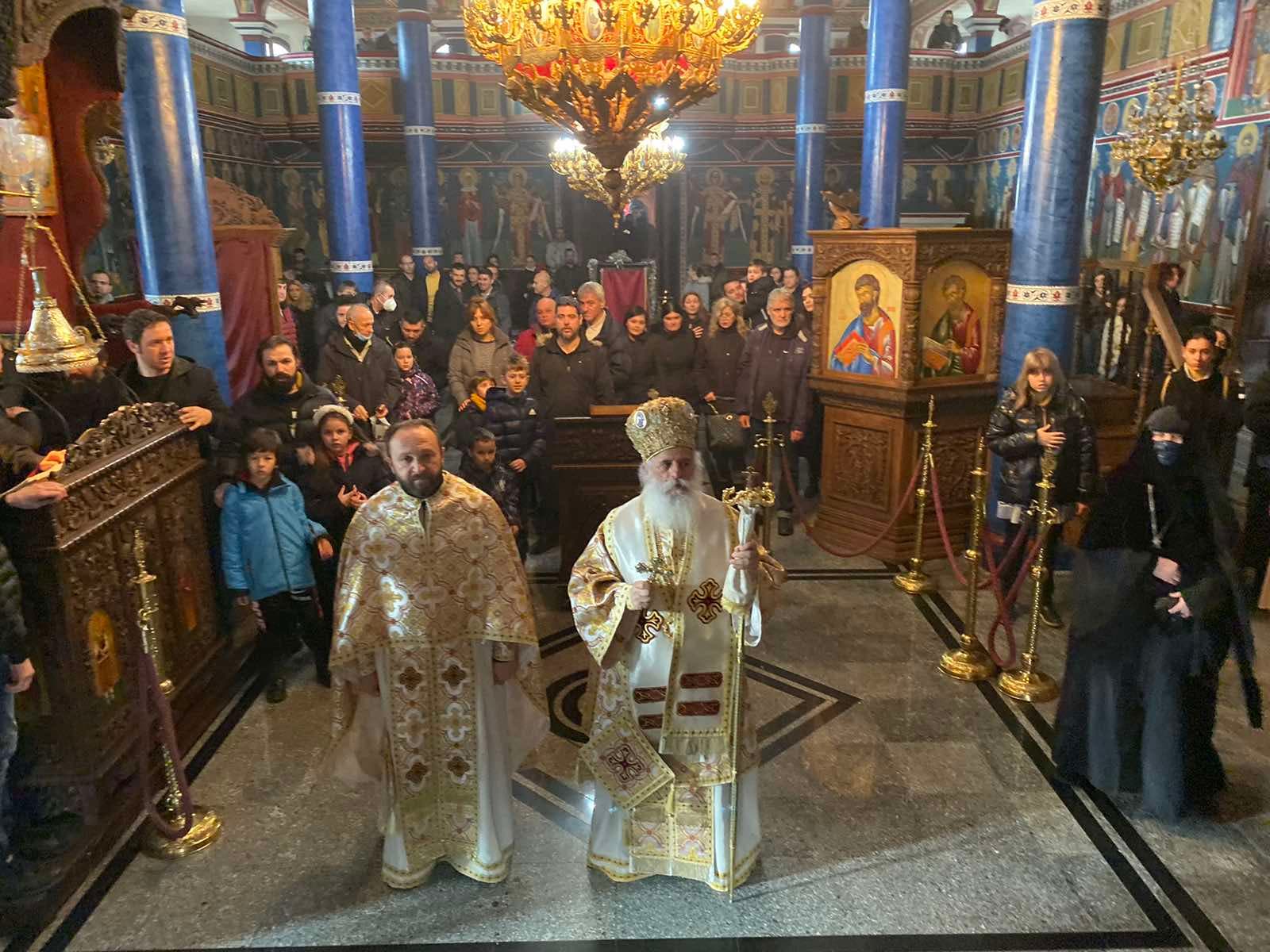 Триесетта недела по Педесетница (Недела пред Раѓањето Христво) – Света Архиерејска Литургија во храмот „Рождество на Пресвета Богородица“ во Битола