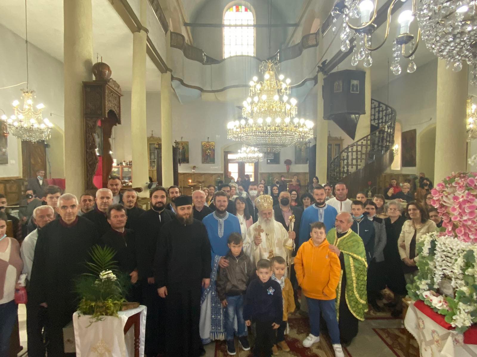 Трета Недела по Пасха (Недела на Жените Мироносици) – Света Архиерејска Литургија во храмот „Свети Никола“ во Крушево