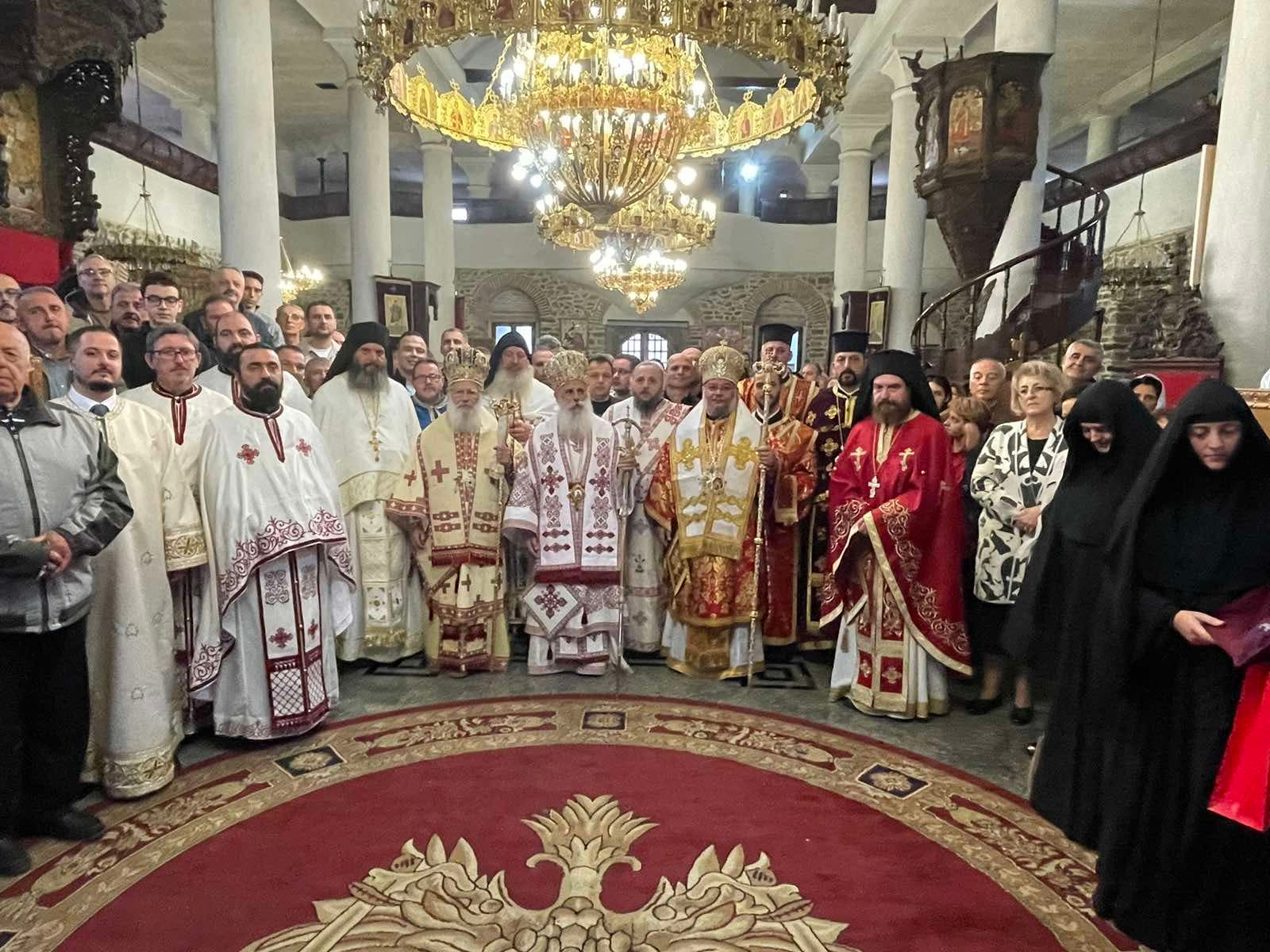 Дваесет и втора недела по Педесетница - Света Архиерејска Литургија во храмот „Свето Благовештение“ во Прилеп