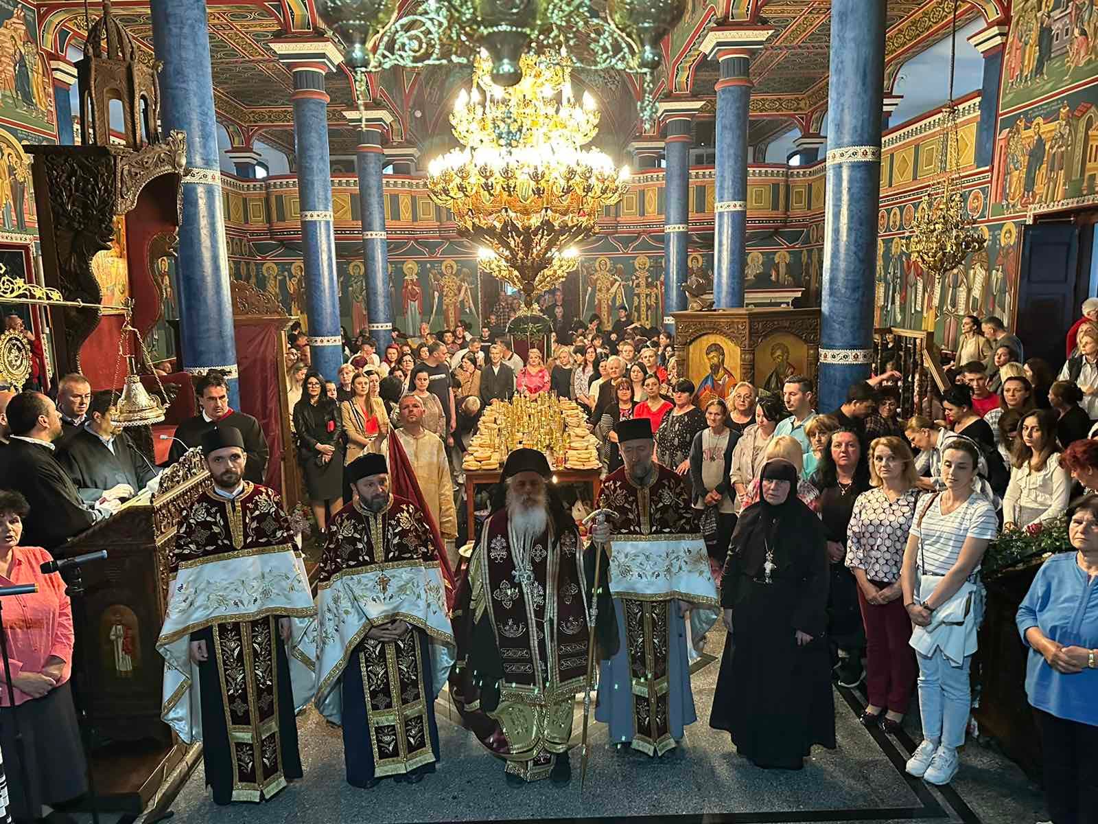 Четврт Акатист кон Мајката Божја, Пресвета Богородица