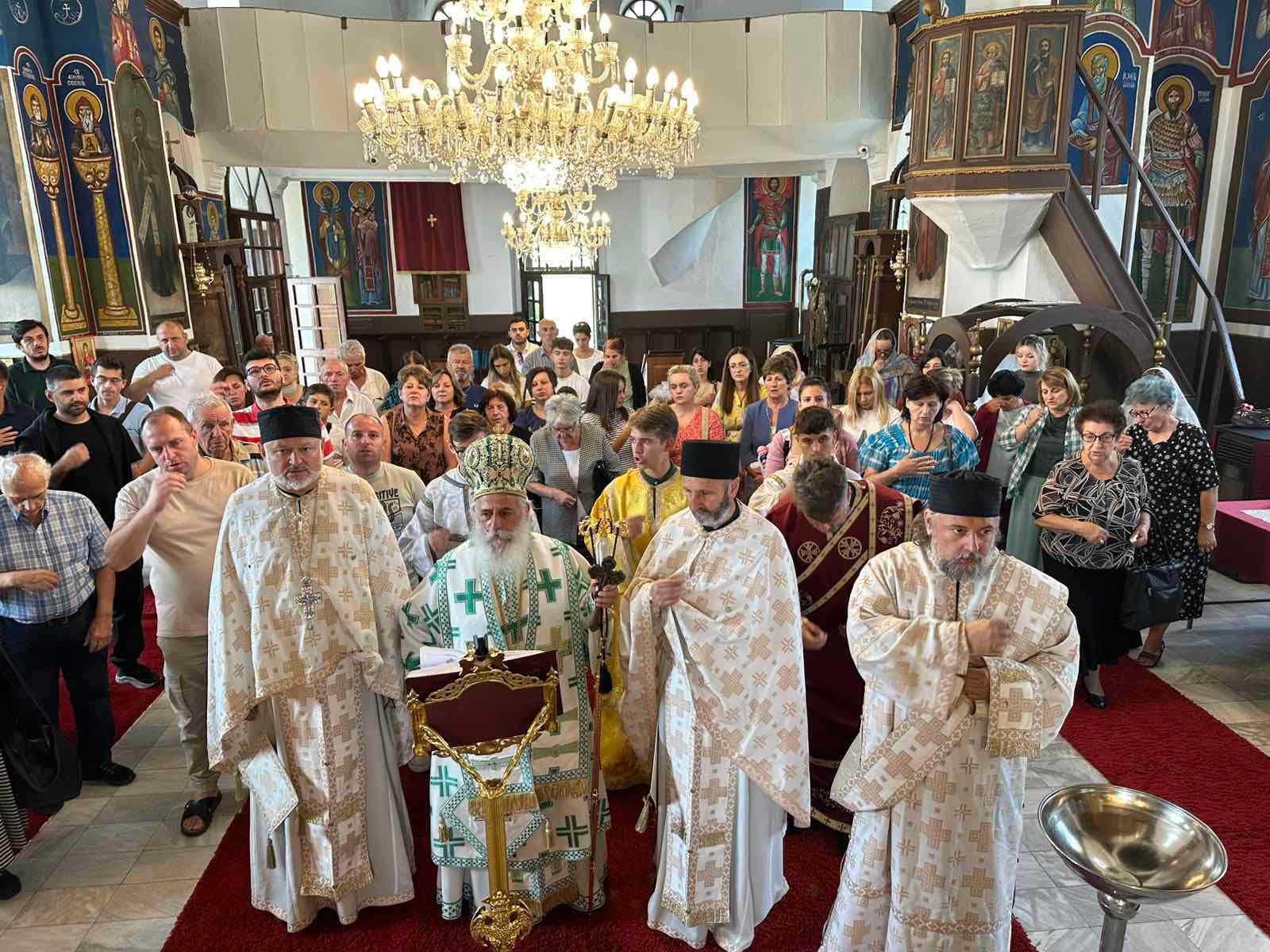 Десетта недела по Педесетница – Света Архиерејска Литургија во храмот „Свети Кирил и Методиј“, во Ресен