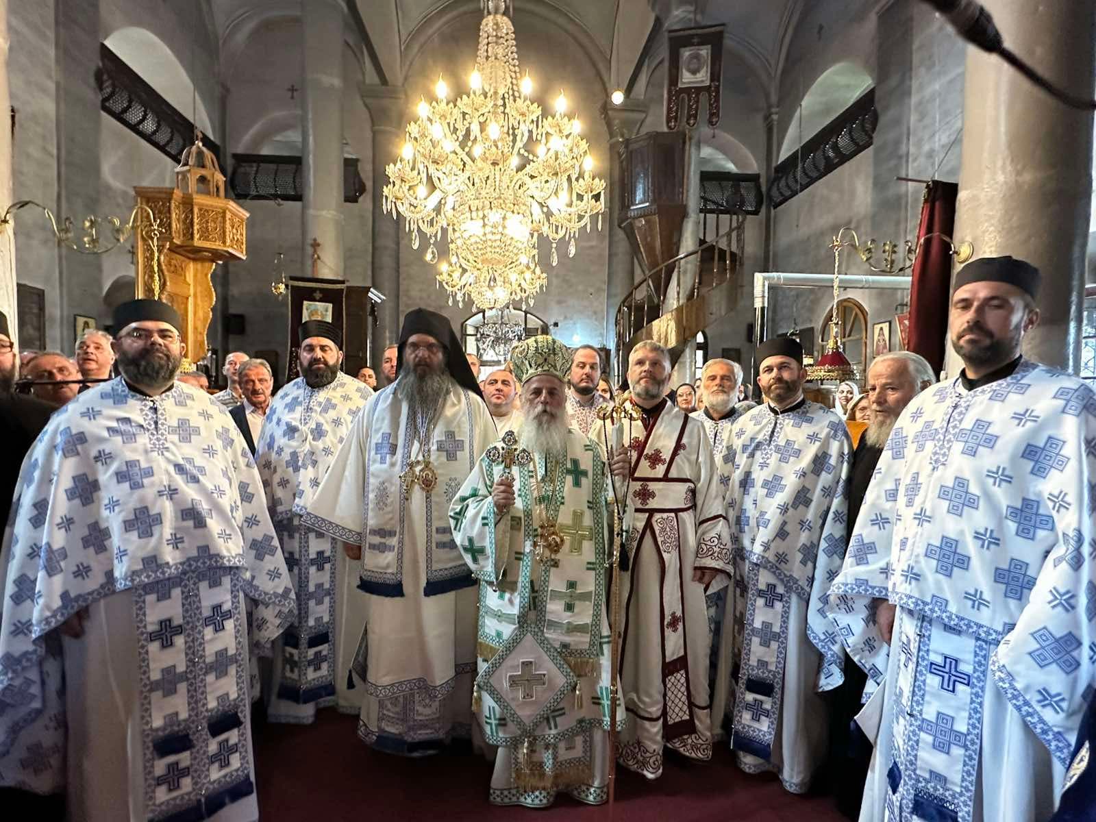 Единаесестта недела по Педесетница – Света Архиерејска Литургија во храмот „Свето Преображение“, во Прилеп