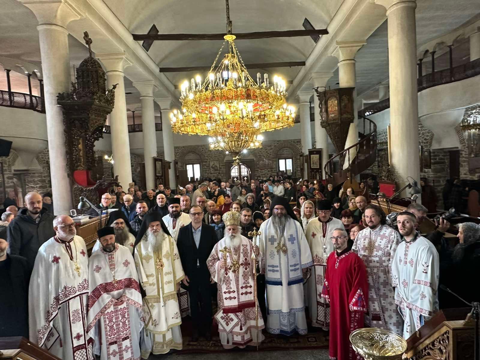 Свети Три Светители – Света Архиерејска Литургија во храмот „Свето Благовештение“ во Прилеп