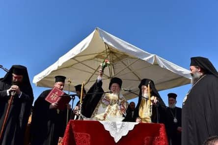 Во Грција осветен првиот храм во чест на преподобниот Порфириј Кавсокаливит