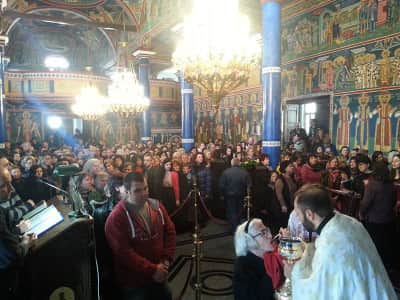 На што треба да обрнеме внимание во Великиот пост? (фото: Божествена Литургија во Пресвета Богородица)