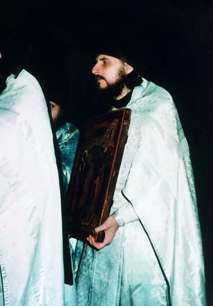 Вечната Пасха - За црвената Пасха во 1993-та година