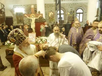 Втор ден Велигден - Архиерејска Литургија во Прилеп