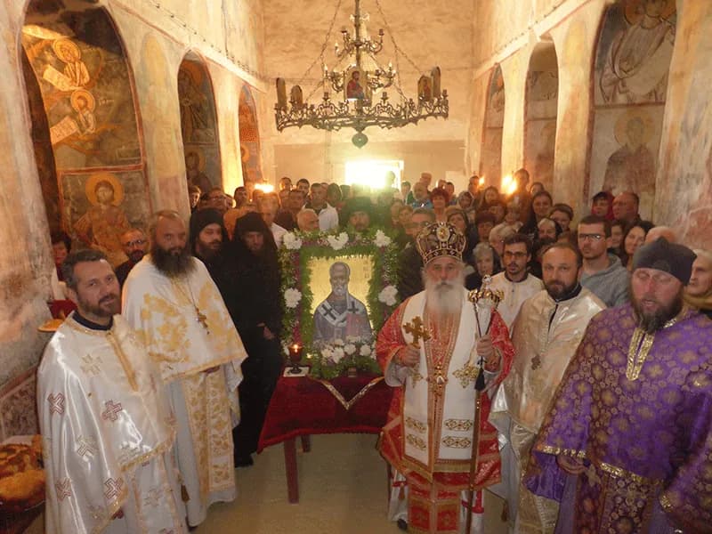 Пренос на моштите на Свети Николај Мирликиски - Божествена Литургија во Мариово