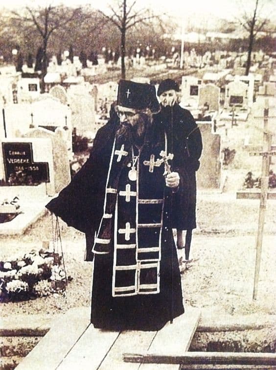 ГО ЧЕКАМ ВОСКРЕСЕНИЕТО НА МРТВИТЕ И ЖИВОТОТ ВО ИДНИОТ ВЕК