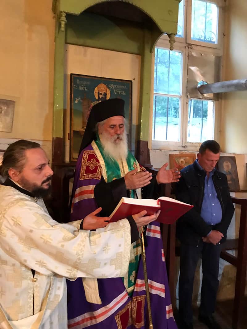 Архиерејска Вечерна богослужба во Крстоар