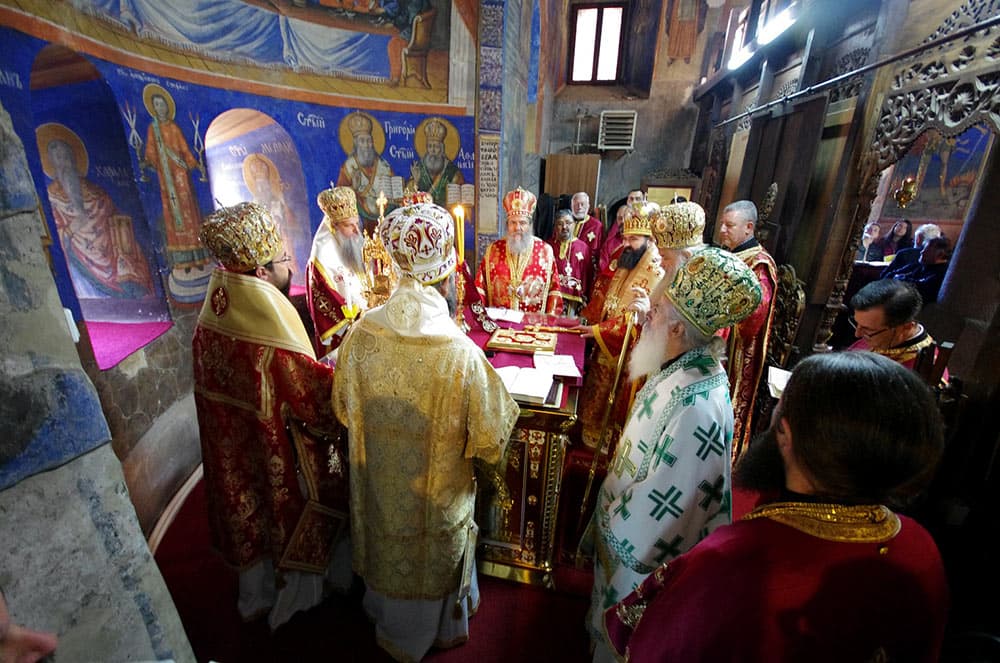 50-годишното автокефално живеење на МПЦ-ОА прославено во манастирот на свети Јоаким Осоговски во Крива Паланка