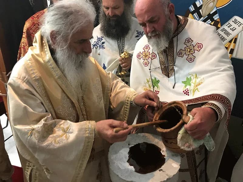 Осветување на храм на Светата Маченичка Параскева - Мусинци