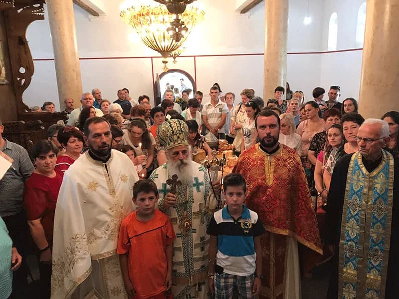 Свети апостоли Петар и Павле – Архиерејска Литургија во Смилево
