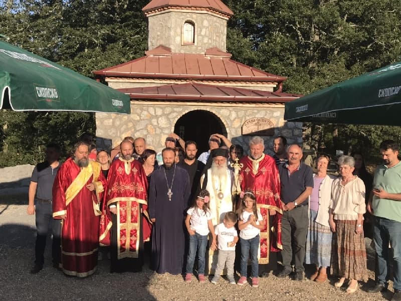 Архиерејска Вечерна Богослужба во храмот „Света Великомаченица Параскева (Петка)“, во село Илино