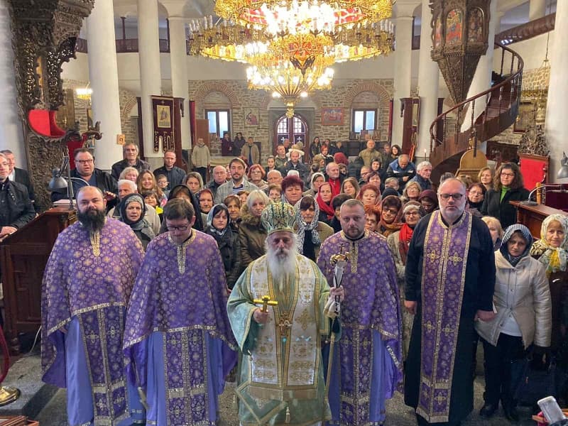 Воведение на Пресвета Богородица во храмот (Пречиста) – Света Архиерејска Литургија во Прилеп