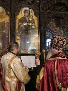 Трет Акатист кон Мајката Божја, Пресвета Богородица
