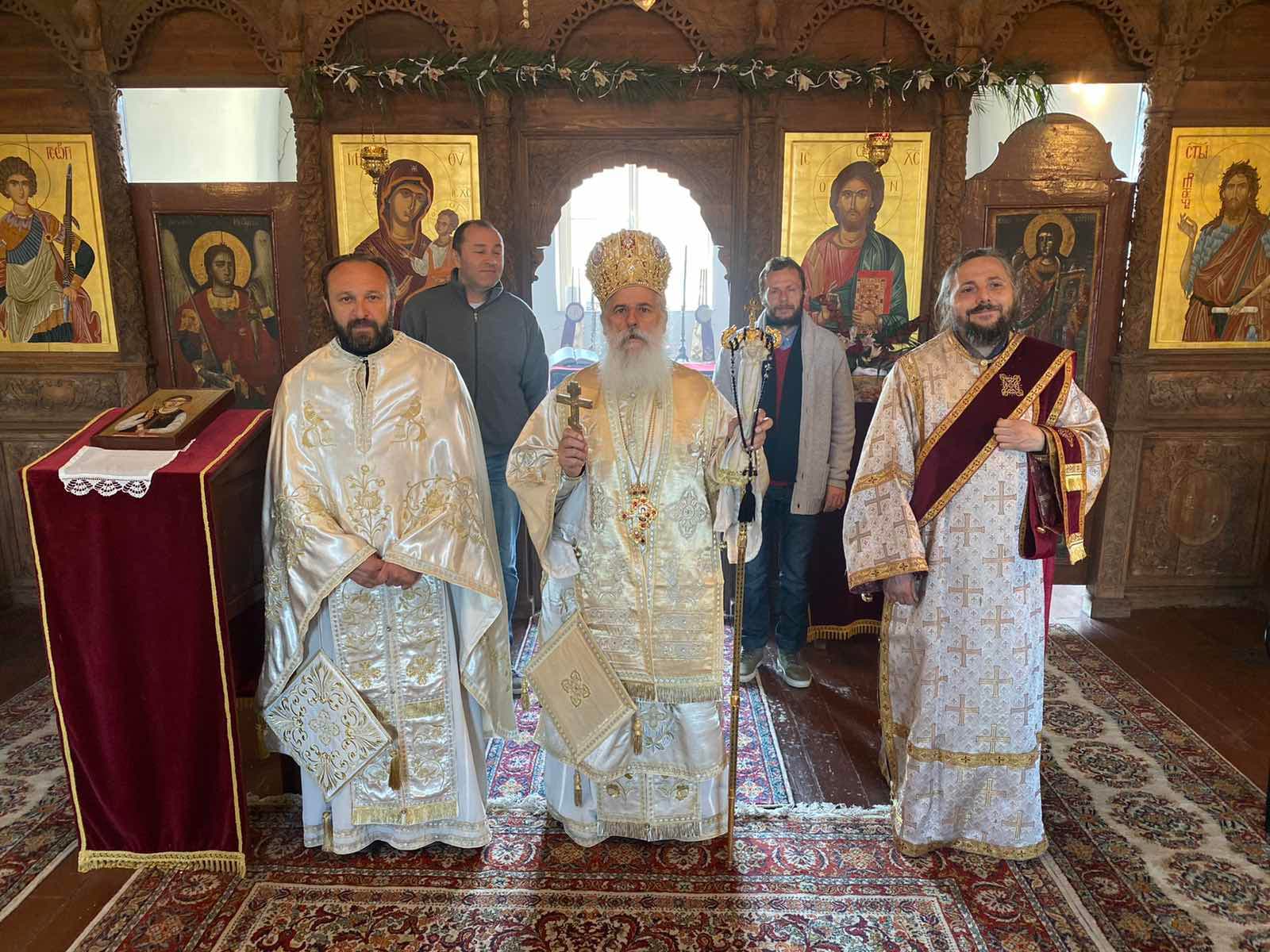 Источен петок (Балаклија) – Света Архиерејска Литургија во митрополитскиот храм „Свети Великомаченик Георгиј“ во Битола