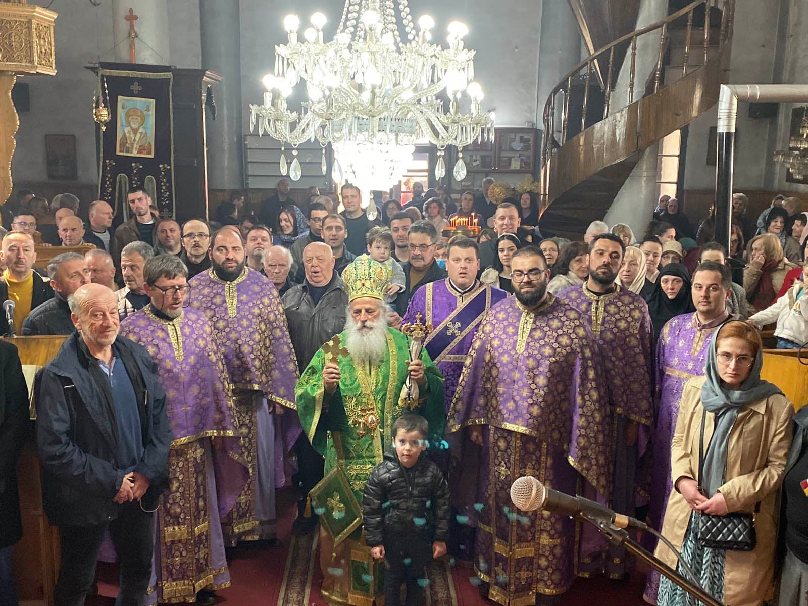 Крстопоклона Недела – Света Архиерејска Литургија во храмот „Свето Преображение“, во Прилеп