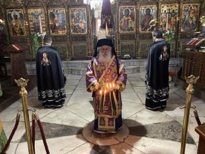 Велика Среда – Света Литургија на Претходноосветени Дарови во соборниот храм „Свети Великомаченик Димитриј“, во Битола