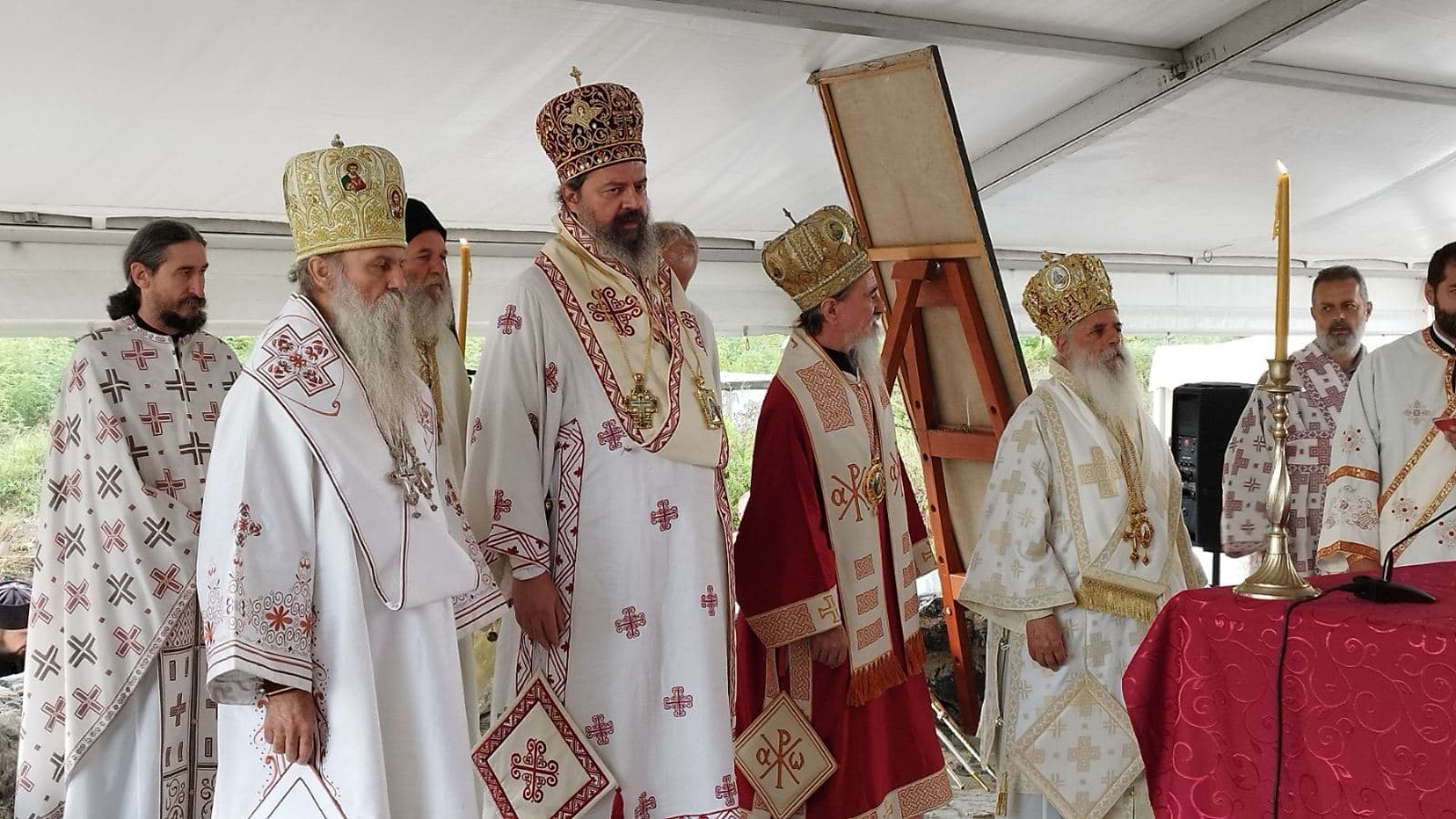Света Божествена Литургија на празникот на Светите Јасеновачки новомаченици