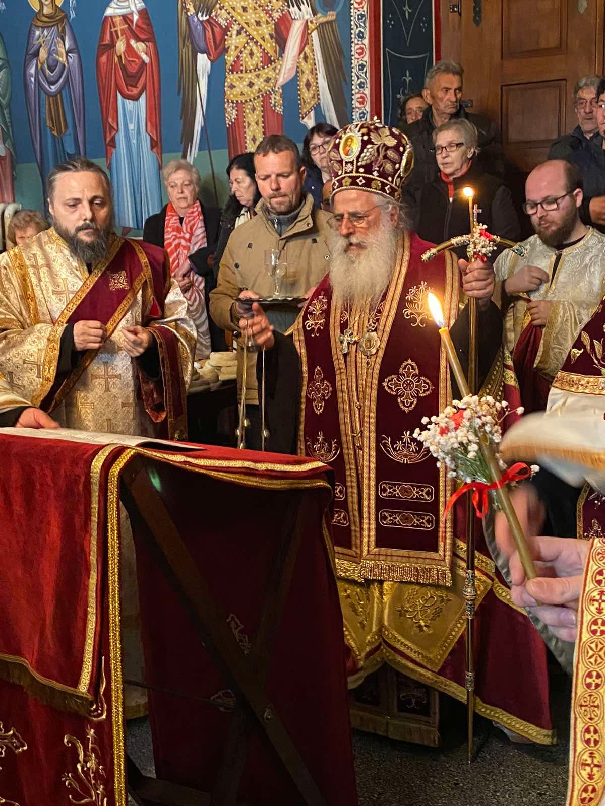 Трет Акатист кон Мајката Божја, Пресвета Богородица