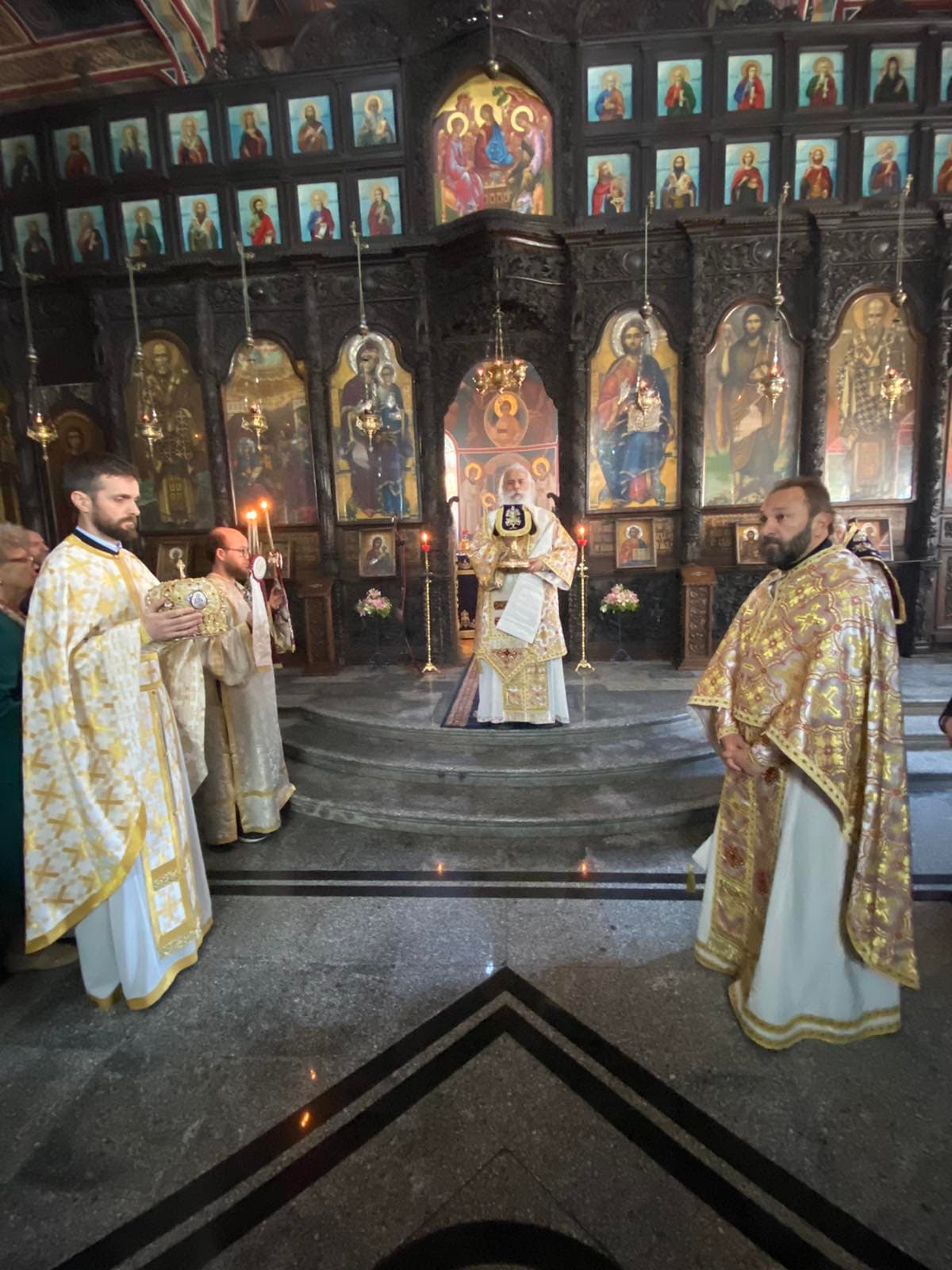 Велики Четврток – Света Архиерејска Василиева Литургија во храмот „Рождество на Пресвета Богородица“, во Битола