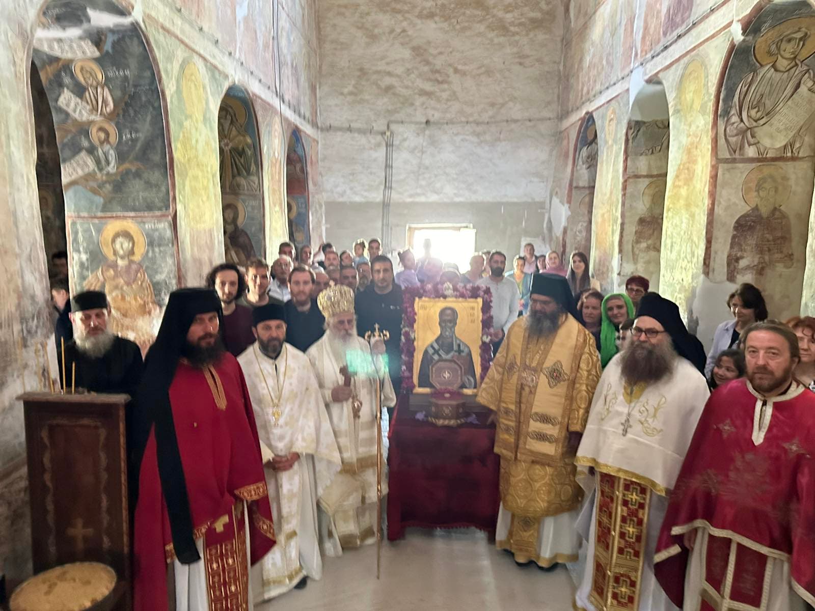 Пренос на моштите на Свети Николај Мирликиски – Божествена Литургија во Мариово