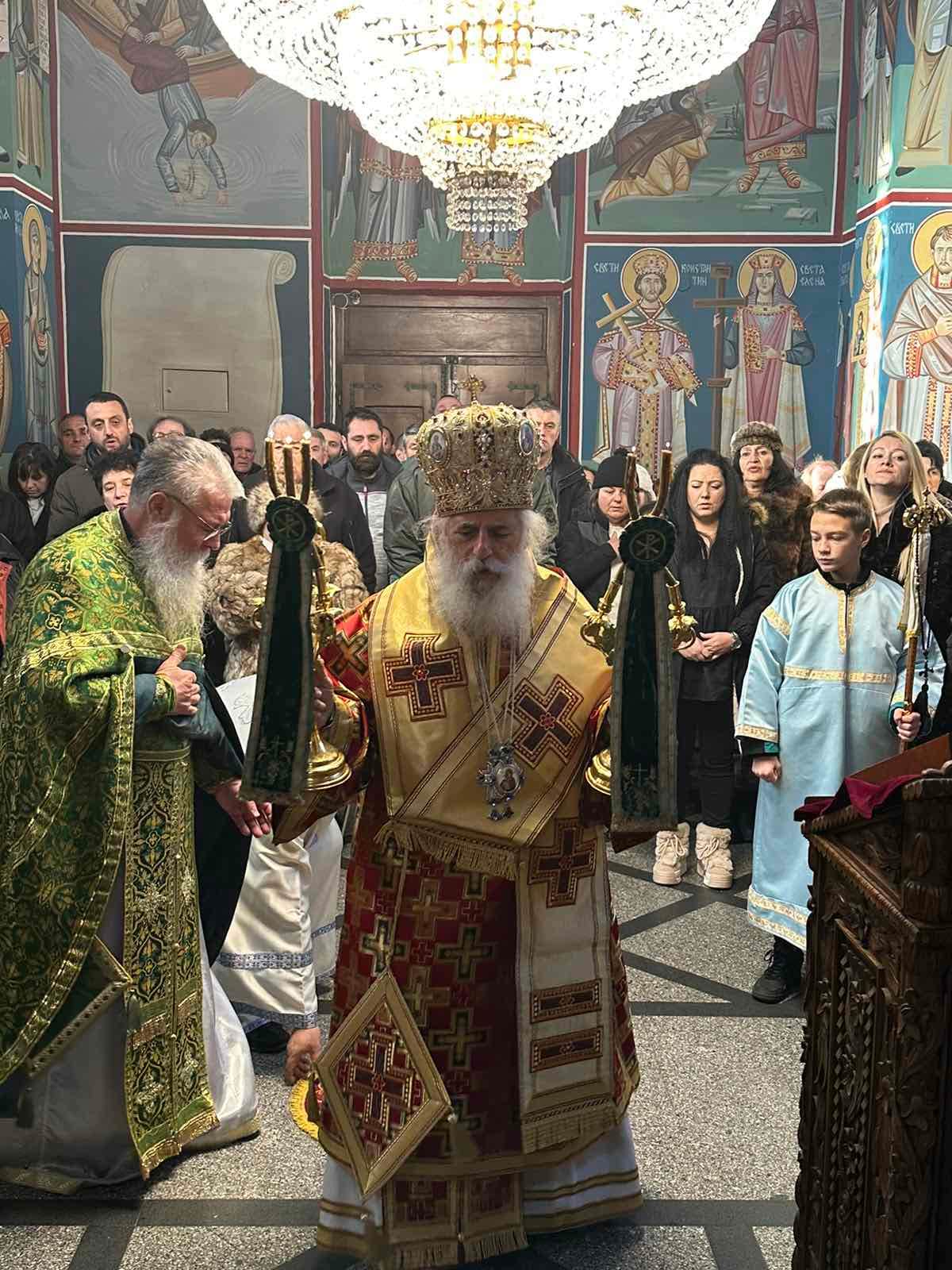 Дваесет и шеста недела по Педесетница – Света Архиерејска Литургија во храмот „Свети Архангел Гаврил“, во Довлеџик
