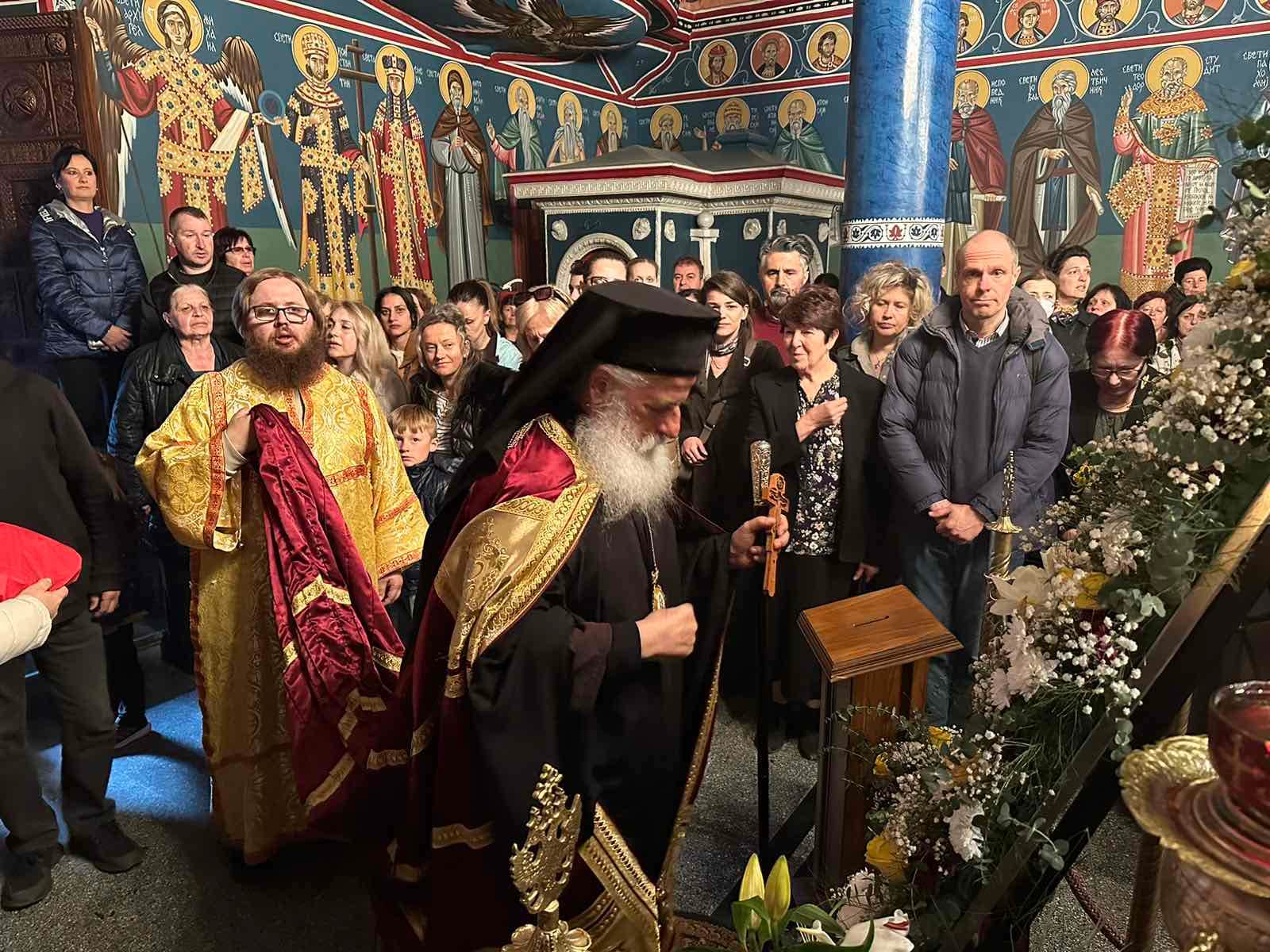 Трет Акатист кон Мајката Божја, Пресвета Богородица